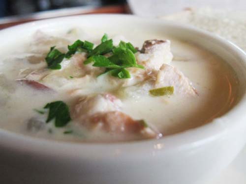 Суп клэм чаудер (сливочный суп с морепродуктами)